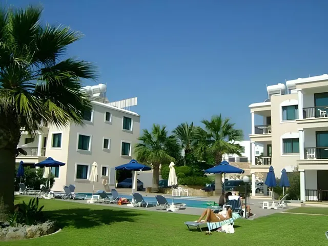 Rododafni Beach Apartments