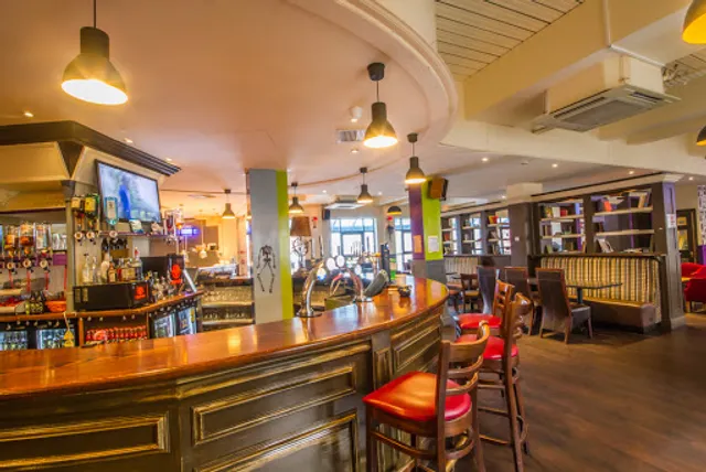 The Custom House Pub