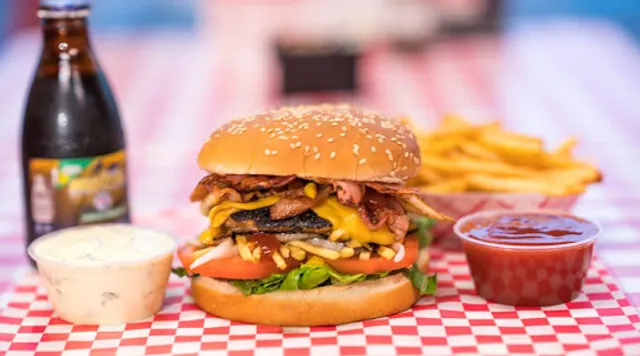 Central Park Food Station