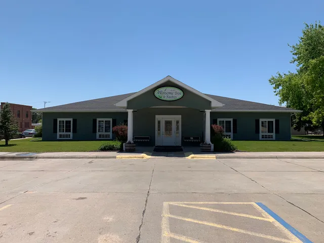 Arnold's Winsome Inn & Suites