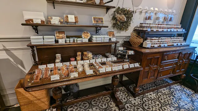 Patisserie Jun Ujita