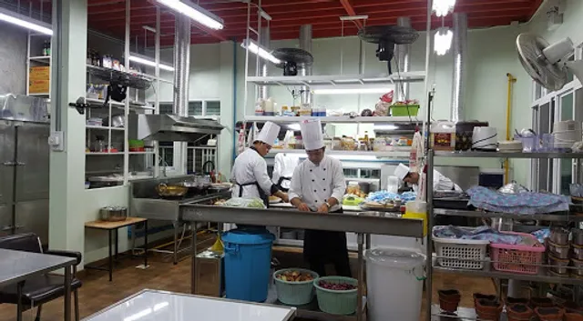 Talaytip Klong4 (Seafood Restaurant)