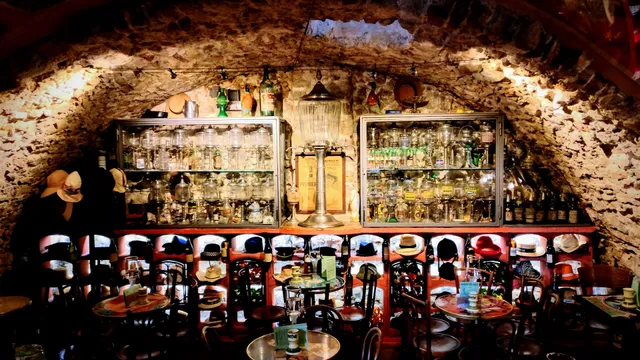 Absinthe bar