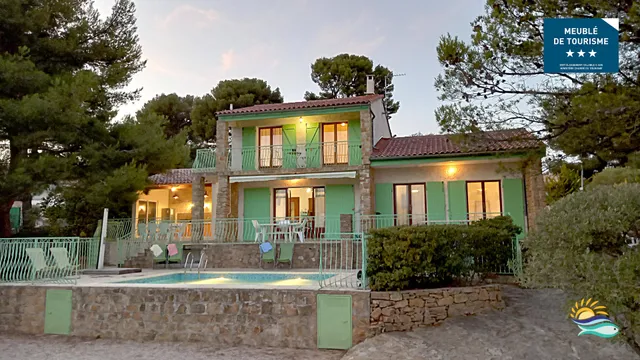 Villa de charme "Terre-Brûlée" avec piscine : Proche Calanques La Ciotat Bouches du Rhône - Côte d'azur