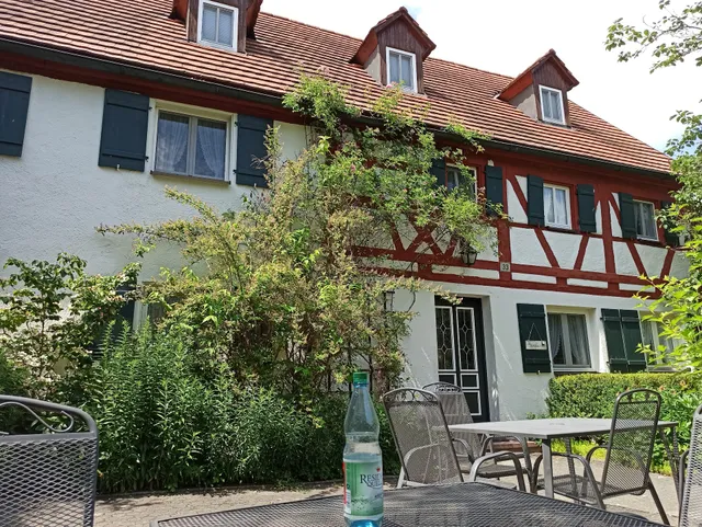 Farmhouse Silvia Klein