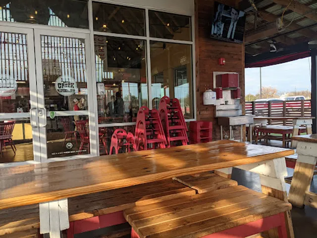 Hat Creek Burger Company