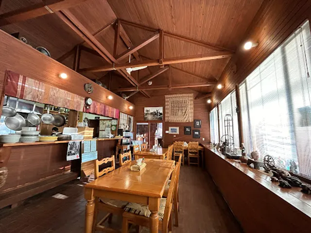 コーヒー＆スタジオ今人