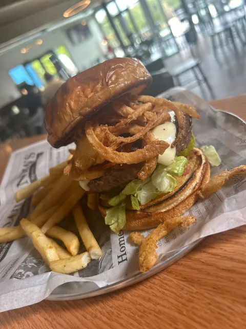 The Cove Bar and Grill