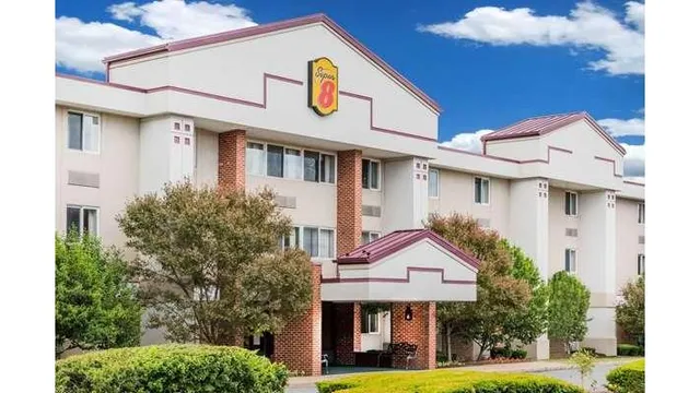 Super 8 by Wyndham State College