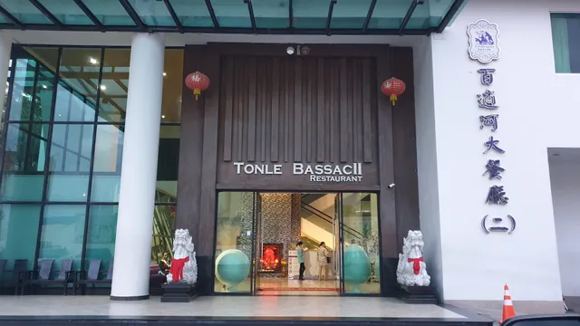 Tonlé Bassac II Restaurant