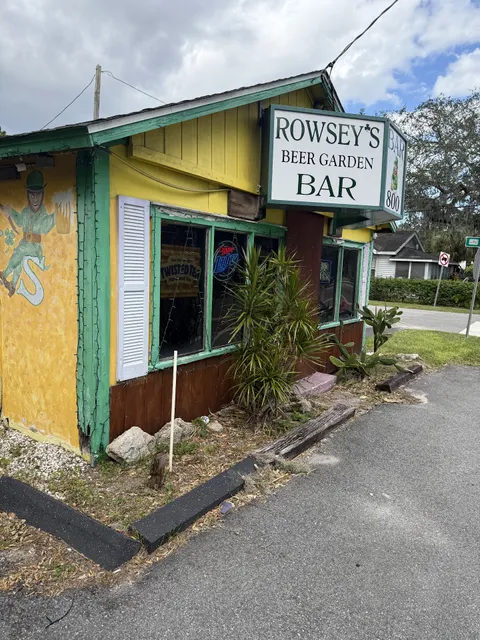 Rowsey's Pub