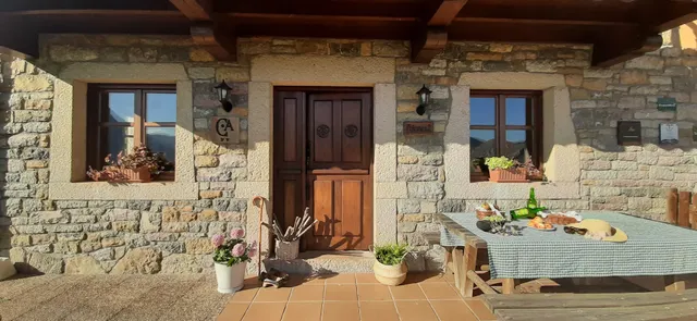 Casas de Aldea Peñanes