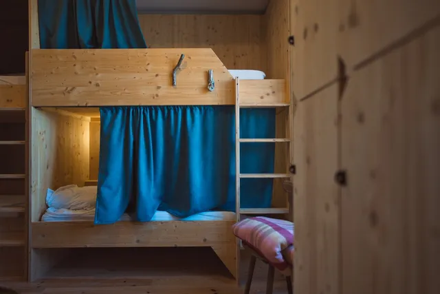 La Ruche - L'auberge qui Relie par Les Alvéoles