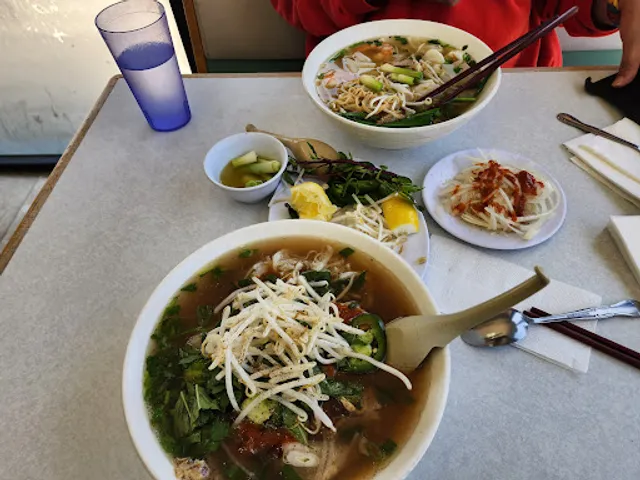 New Phở Saigon | Noodle & Grill Restaurant