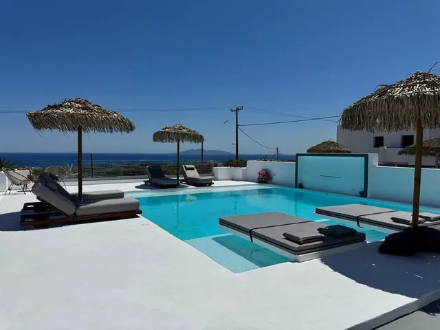 The Vine Suites - Santorini