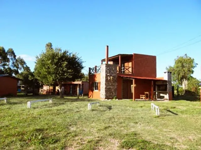 COMPLEJO LOS GIRASOLES