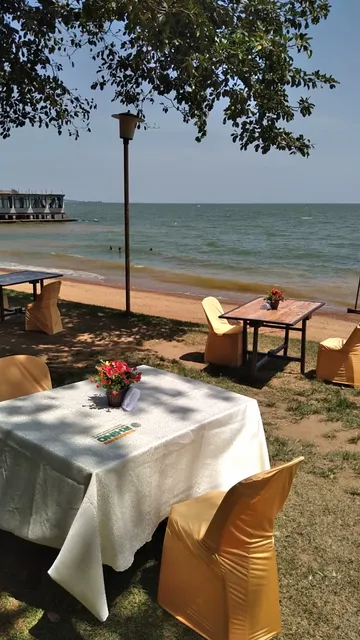 Entebbe Zoo Rhino Restaurant, Bar and Beach