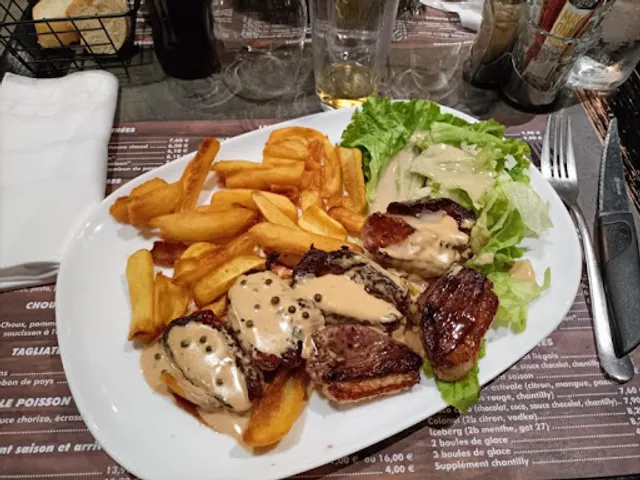 La Taverne - Table de caractère - Mayenne