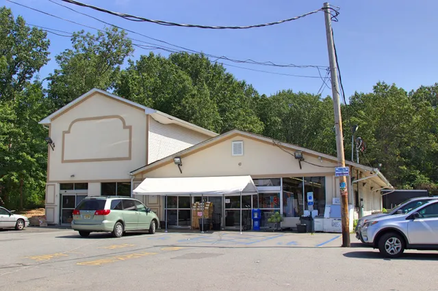 Super Stop Supermarket