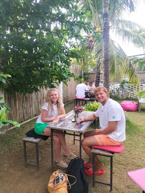 Sugar's Coffee & Eatery