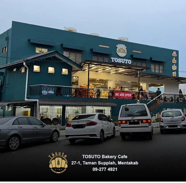 Tosuto Bakery Cafe • Mentakab • Halal