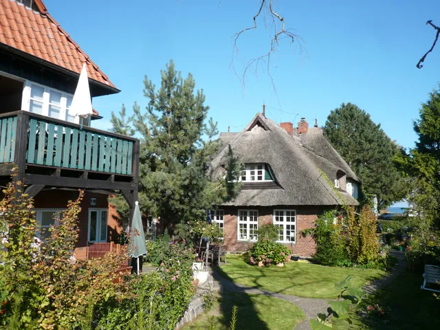 Landhaus Marwede und Praxis Dietrich Käckenmeister