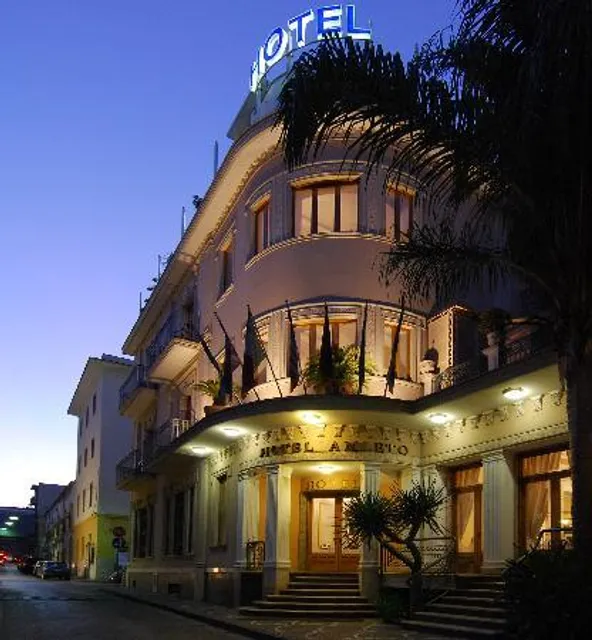 Hotel Amleto Pompei
