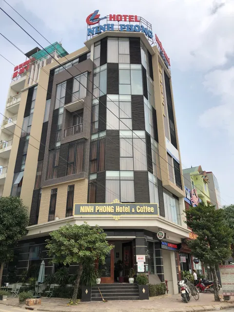 Ninh Phong Hotel