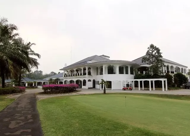 PT Intra Golflink Resorts