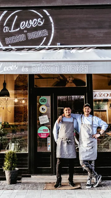 A LEVES és BORSOD BURGER