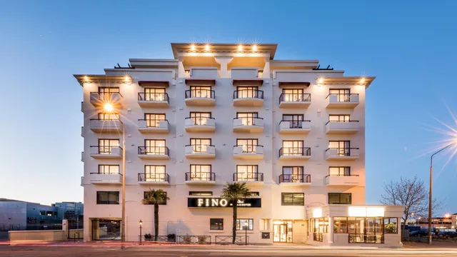 Fino Hotel and Suites