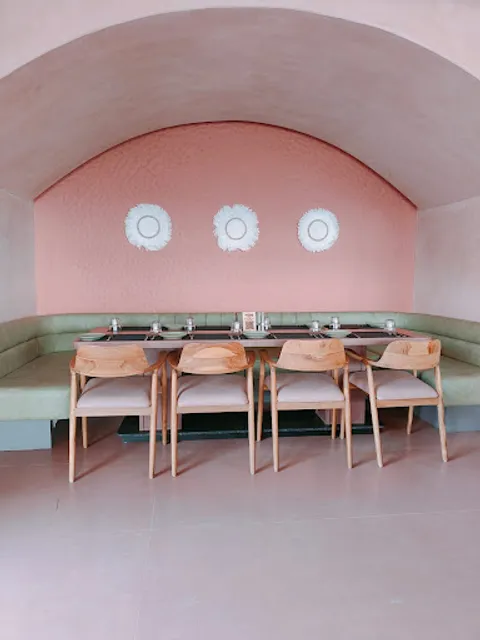 Retro Bistro ( Nadiad ) - The Multi Cuisine Restaurant