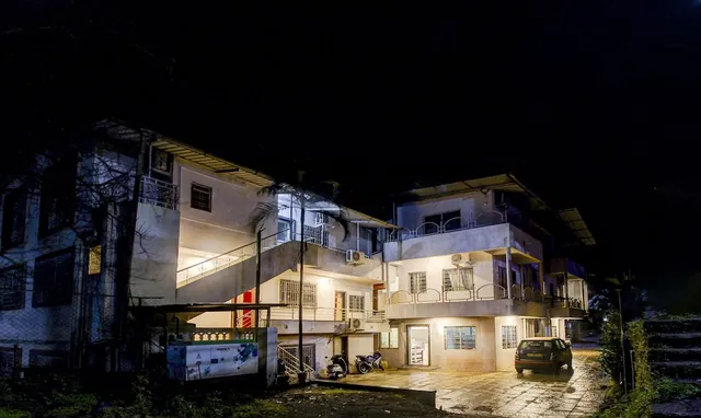 Hotel Gurukrupa Niwas