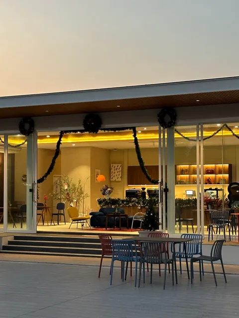 A DAY OF cafe/คาเฟ่