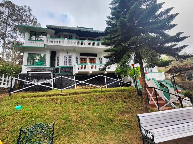 New Winter Green Cottage