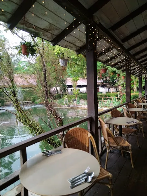 Bistro Richard Sentul park