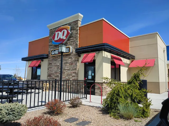 Dairy Queen Grill & Chill