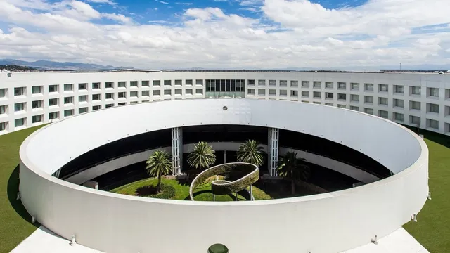 Hotel NH Collection Mexico City Airport T2