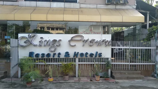 KINGS CROWN-VIP Road