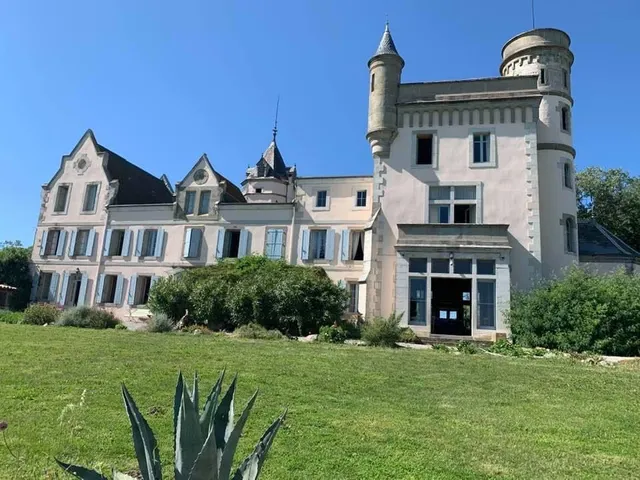 Château de Villeneuve