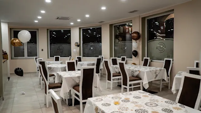 EMILIA 44 - Ristorante Pizzeria Specialità di Carne e Pesce