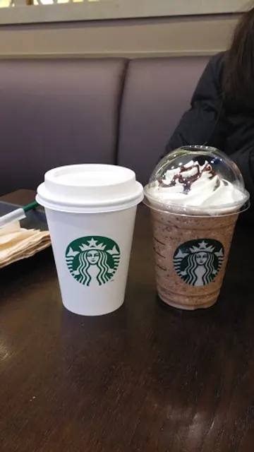 Starbucks Jamsil Prugio World