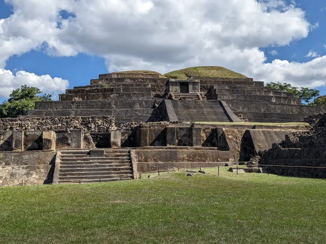 Parque Arqueológico Tazumal