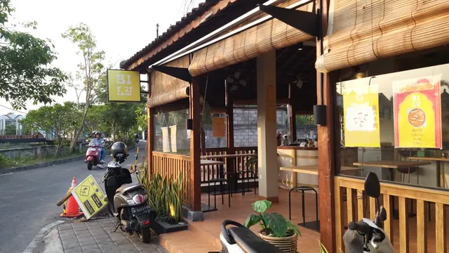 BILY Asian Japanese Cafe