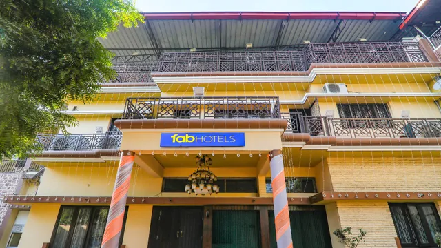 FabHotel Harmony - Hotel in Mumfordganj, Prayagraj