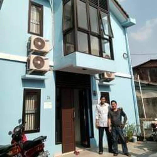 Kabin Kapsul Kayu Jati V