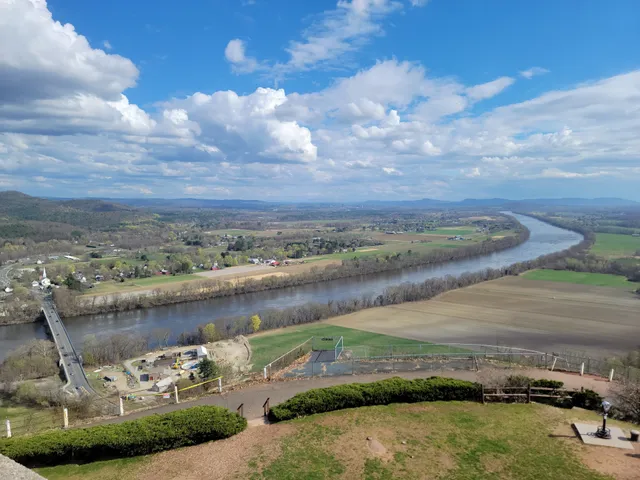 Mount Sugarloaf State Reservation