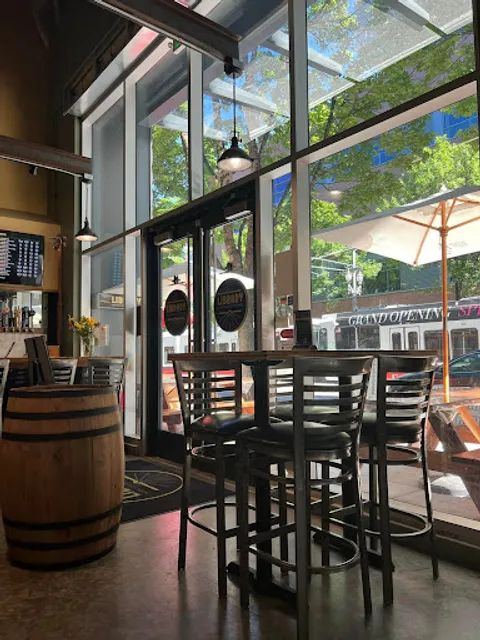 Library Taphouse & Kitchen