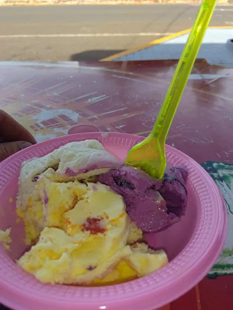 Sorvetes E Lanches Cremoller