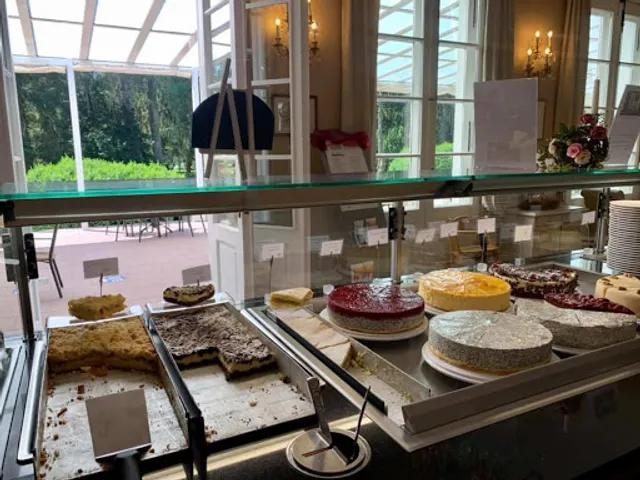 Rosencafé Putbus, Kurimmobilien Raulff oHG